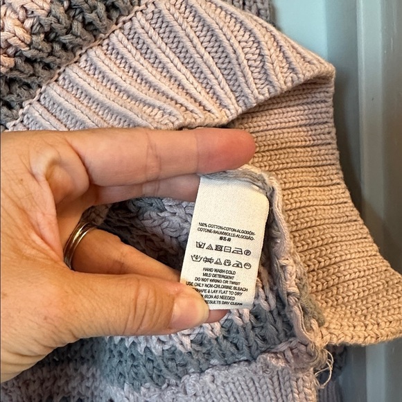 Free People At the Beach Gray Pink Striped Chunky Pullover Sweater small - Picture 5 of 6